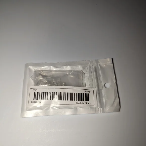 3pcs/set Fashion Christmas Silver Snowflake Necklace Stud Earrings - Picture 10 of 15